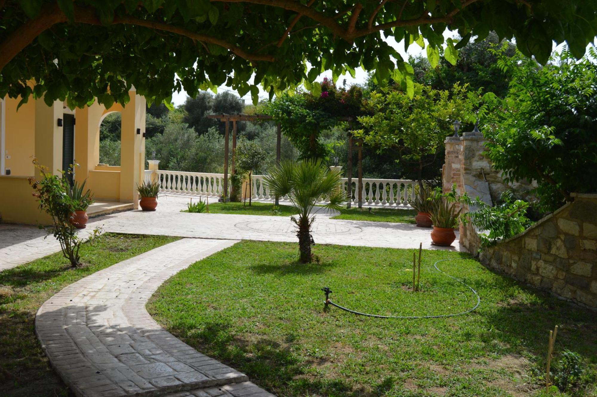 Villa Elena Marathiás Exterior foto
